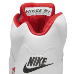 Air Jordan 5 Retro 'Green Bean' - Tons Verts Subtils sur Base Blanche